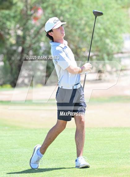 Thumbnail 3 in AIA Division III Championship photogallery.