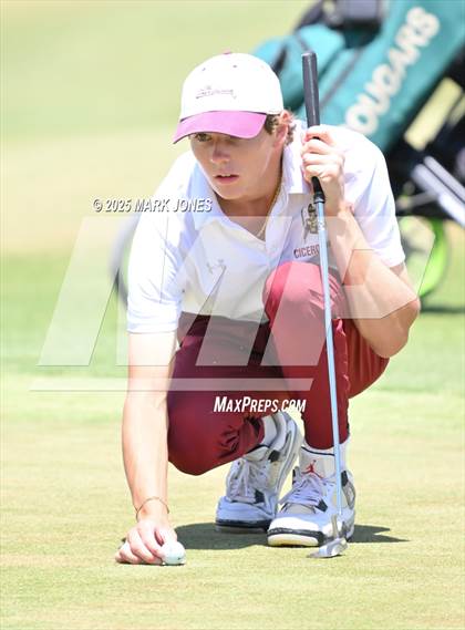 Thumbnail 3 in AIA Division III Championship photogallery.