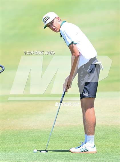 Thumbnail 2 in AIA Division III Championship photogallery.