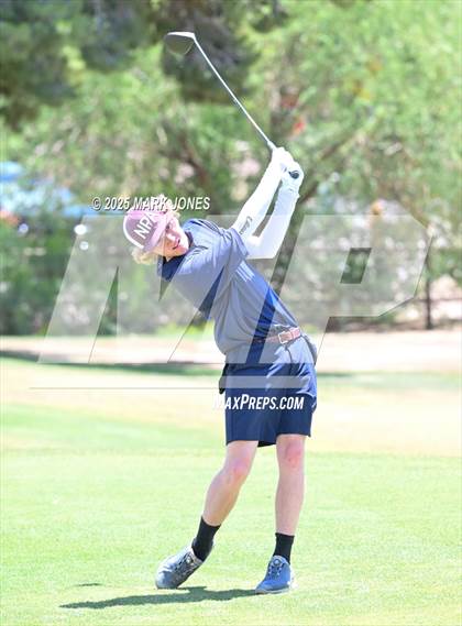 Thumbnail 1 in AIA Division III Championship photogallery.