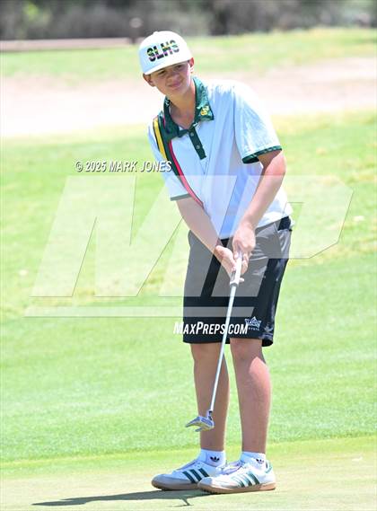 Thumbnail 1 in AIA Division III Championship photogallery.