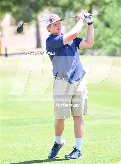 Thumbnail 3 in AIA Division III Championship photogallery.