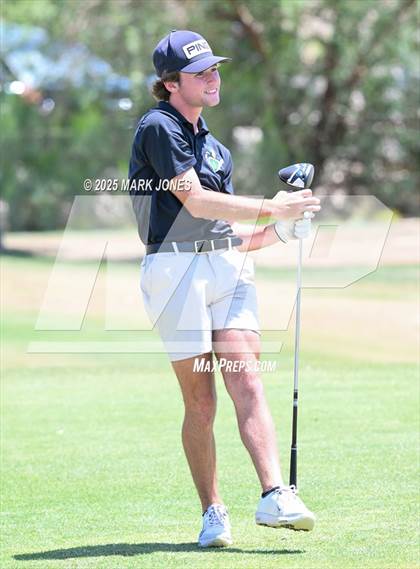 Thumbnail 3 in AIA Division III Championship photogallery.