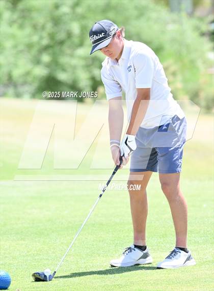 Thumbnail 1 in AIA Division III Championship photogallery.