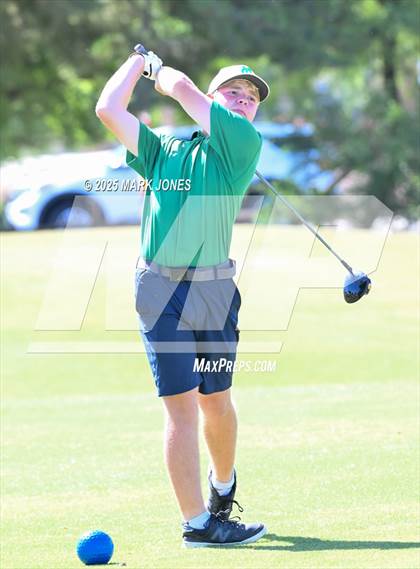 Thumbnail 3 in AIA Division III Championship photogallery.