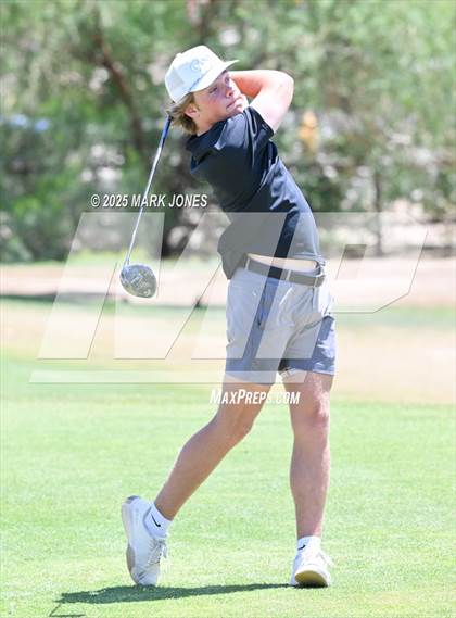 Thumbnail 1 in AIA Division III Championship photogallery.