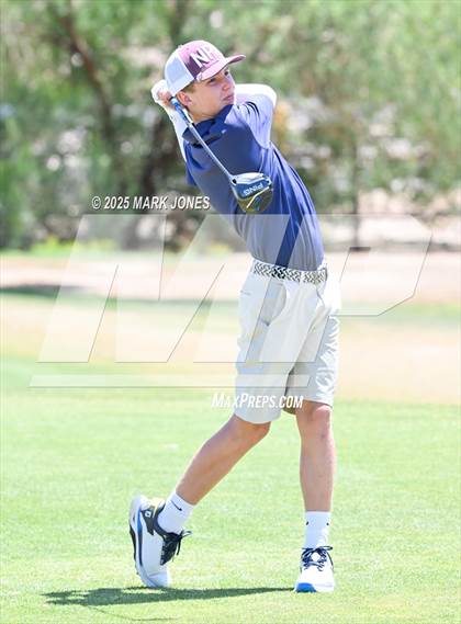Thumbnail 3 in AIA Division III Championship photogallery.