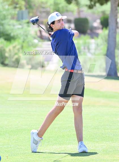 Thumbnail 3 in AIA Division III Championship photogallery.