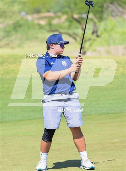 Thumbnail 3 in AIA Division III Championship photogallery.