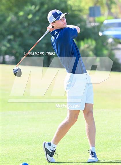 Thumbnail 3 in AIA Division III Championship photogallery.