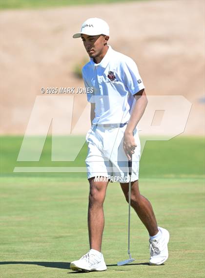 Thumbnail 1 in AIA Division III Championship photogallery.