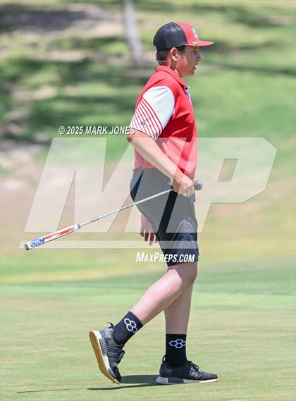 Thumbnail 2 in AIA Division III Championship photogallery.