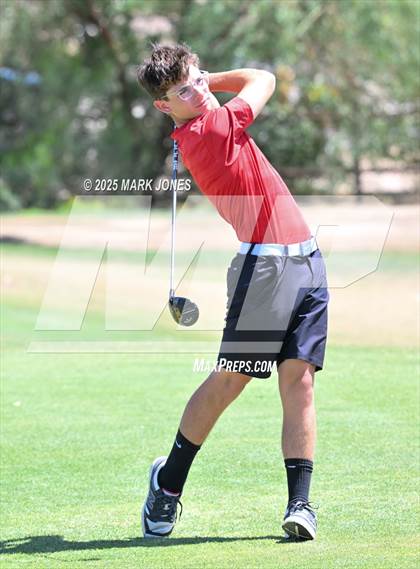 Thumbnail 2 in AIA Division III Championship photogallery.