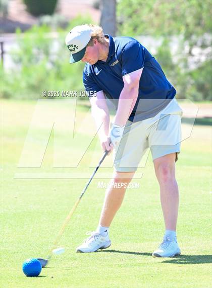 Thumbnail 2 in AIA Division III Championship photogallery.