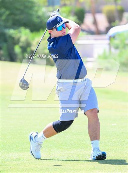 Thumbnail 3 in AIA Division III Championship photogallery.