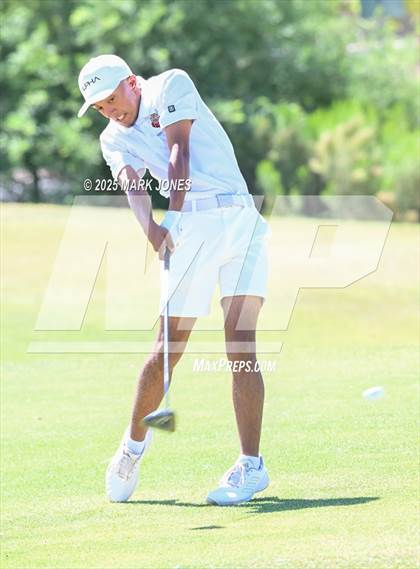 Thumbnail 3 in AIA Division III Championship photogallery.