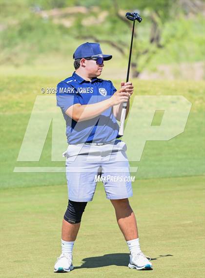 Thumbnail 1 in AIA Division III Championship photogallery.