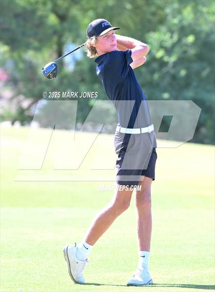 Thumbnail 2 in AIA Division III Championship photogallery.