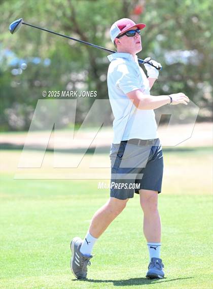 Thumbnail 1 in AIA Division III Championship photogallery.