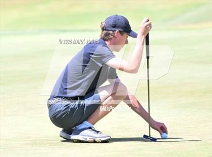 Thumbnail 2 in AIA Division III Championship photogallery.