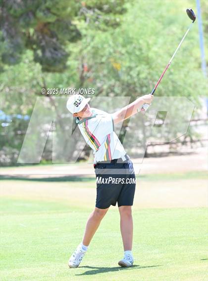 Thumbnail 3 in AIA Division III Championship photogallery.