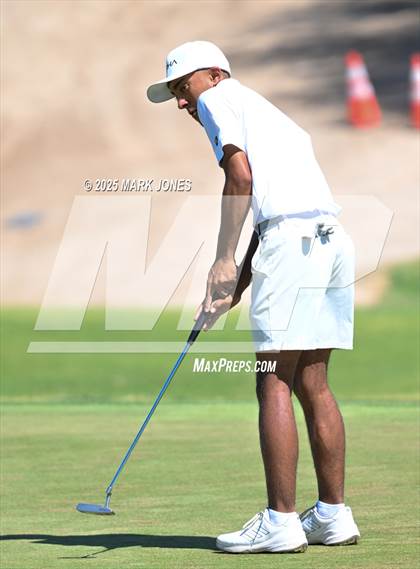 Thumbnail 3 in AIA Division III Championship photogallery.
