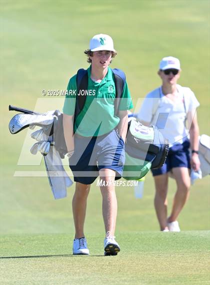 Thumbnail 2 in AIA Division III Championship photogallery.