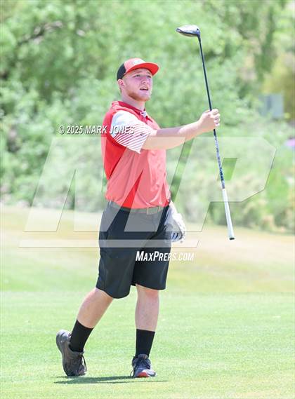 Thumbnail 2 in AIA Division III Championship photogallery.