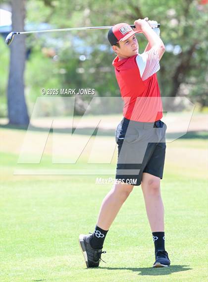Thumbnail 2 in AIA Division III Championship photogallery.