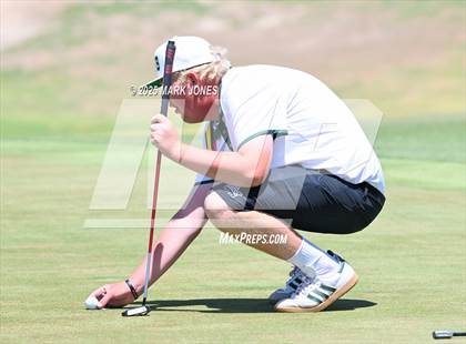 Thumbnail 3 in AIA Division III Championship photogallery.