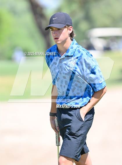 Thumbnail 2 in AIA Division III Championship photogallery.