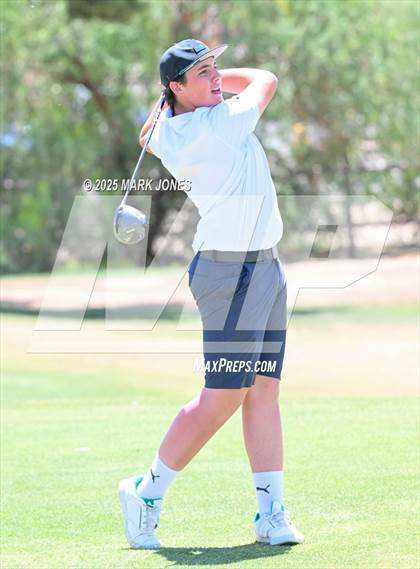 Thumbnail 2 in AIA Division III Championship photogallery.