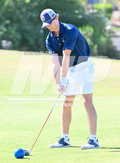 Thumbnail 3 in AIA Division III Championship photogallery.