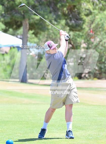 Thumbnail 2 in AIA Division III Championship photogallery.