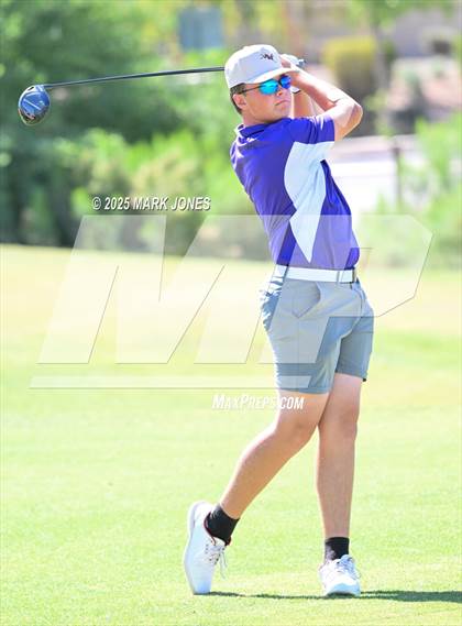 Thumbnail 3 in AIA Division III Championship photogallery.
