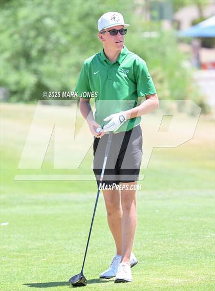 Thumbnail 2 in AIA Division III Championship photogallery.