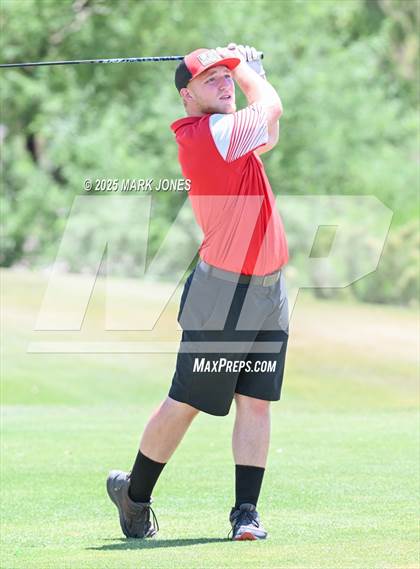 Thumbnail 1 in AIA Division III Championship photogallery.