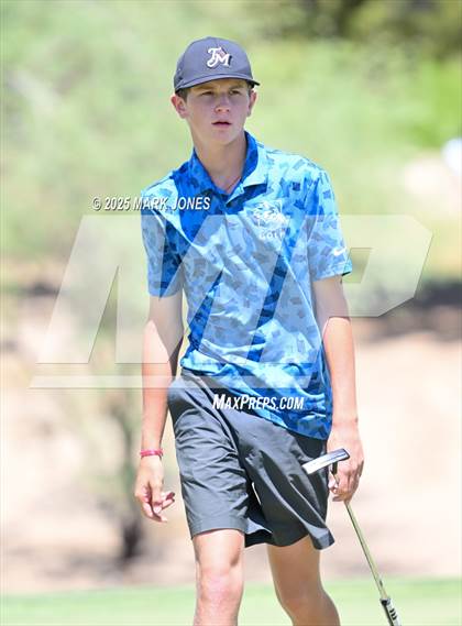 Thumbnail 3 in AIA Division III Championship photogallery.