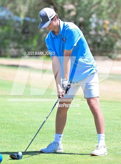 Thumbnail 1 in AIA Division III Championship photogallery.