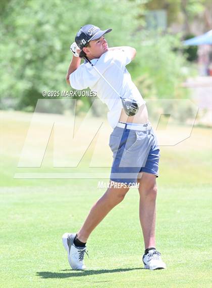 Thumbnail 3 in AIA Division III Championship photogallery.