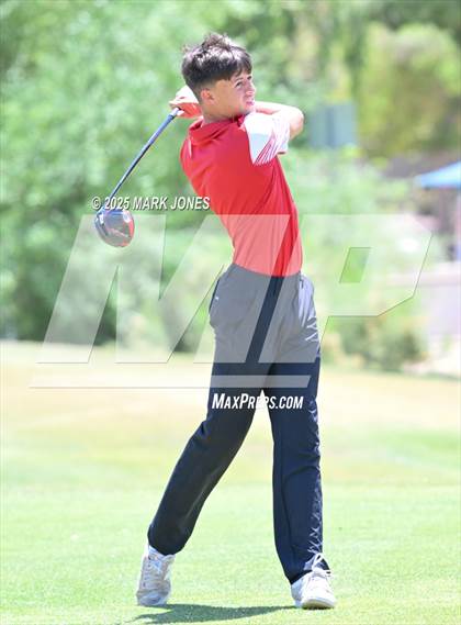 Thumbnail 2 in AIA Division III Championship photogallery.