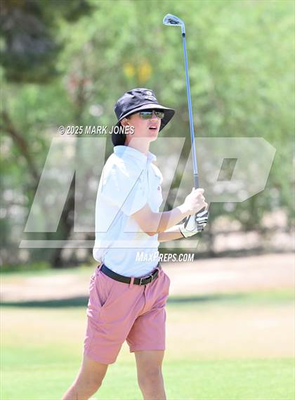 Thumbnail 3 in AIA Division III Championship photogallery.