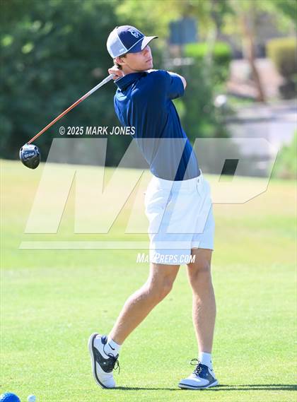 Thumbnail 2 in AIA Division III Championship photogallery.
