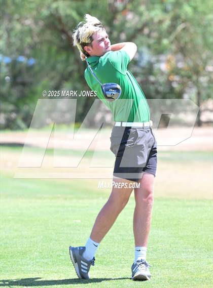 Thumbnail 1 in AIA Division III Championship photogallery.