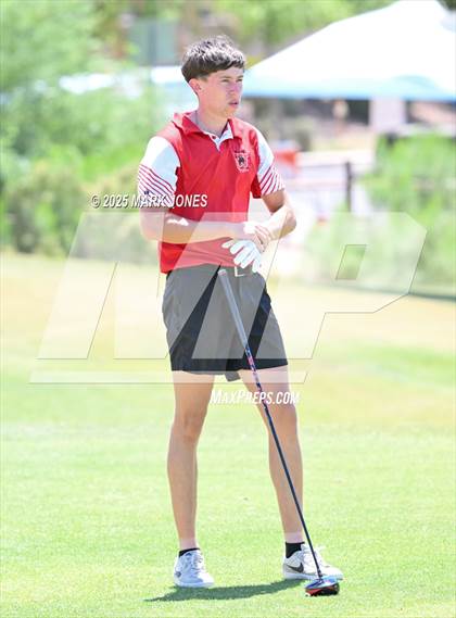 Thumbnail 3 in AIA Division III Championship photogallery.