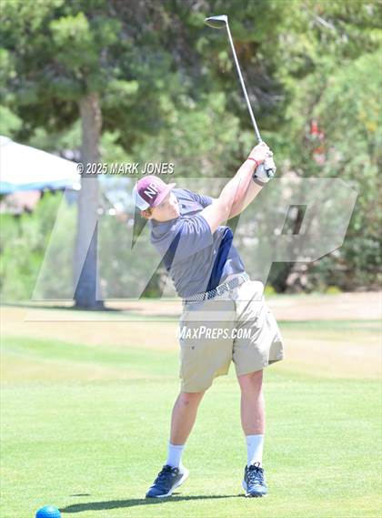 Thumbnail 1 in AIA Division III Championship photogallery.