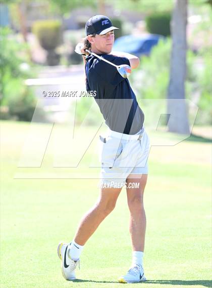 Thumbnail 2 in AIA Division III Championship photogallery.