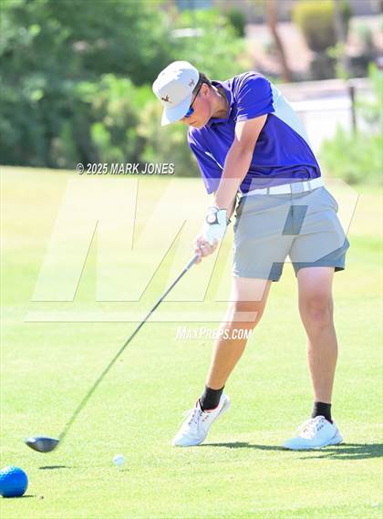 Thumbnail 2 in AIA Division III Championship photogallery.