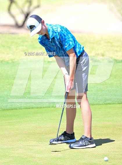 Thumbnail 2 in AIA Division III Championship photogallery.
