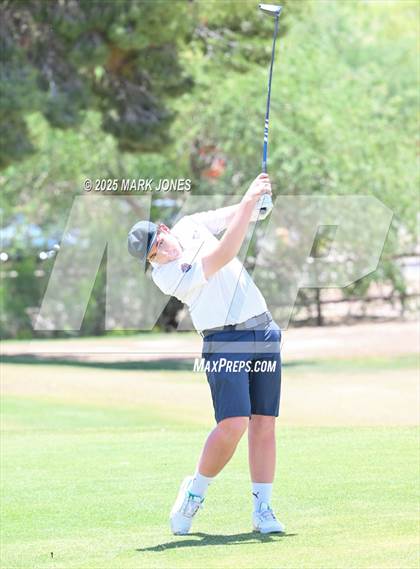 Thumbnail 1 in AIA Division III Championship photogallery.